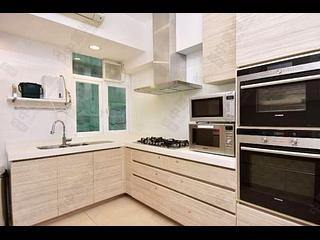 Mid Levels Central - Weave Residences (Robinson) 04