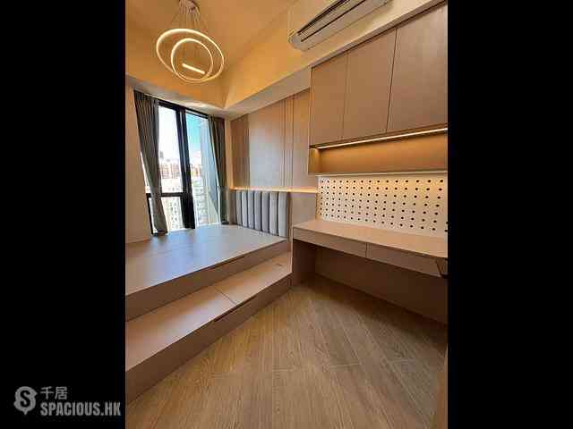 Shau Kei Wan - Oria 03