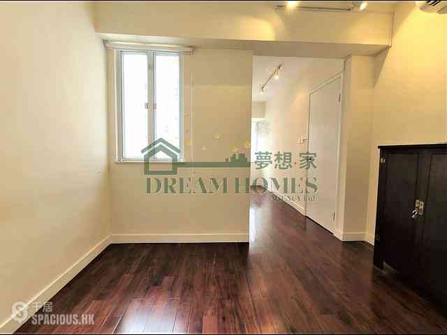 Sheung Wan - Shun Loong Building 04