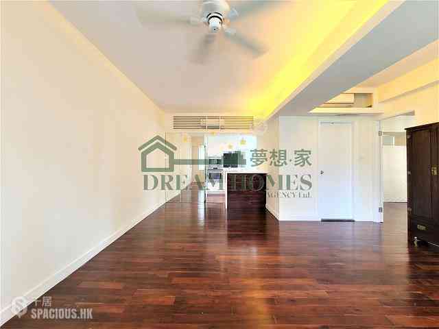 Sheung Wan - Shun Loong Building 02