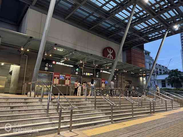 Sai Ying Pun - 33, Bonham Road 02