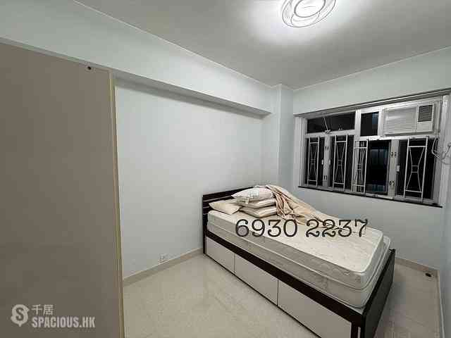 Sai Ying Pun - 33, Bonham Road 06