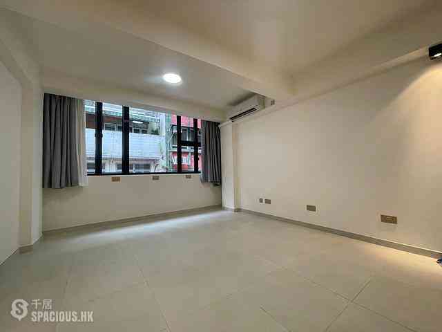 Central - 12, Gough Street 03