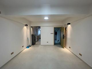 Central - 12, Gough Street 04