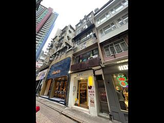 Central - 12, Gough Street 07