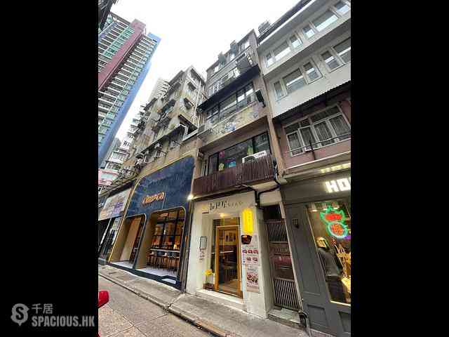 Central - 12, Gough Street 07
