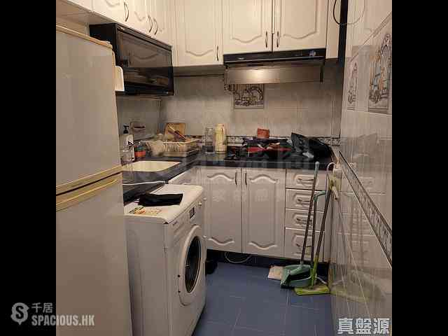 Quarry Bay - Kornhill Block R 05