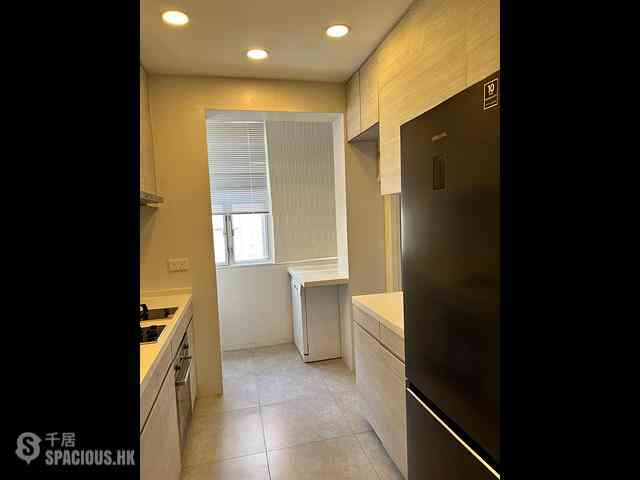 Mid Levels Central - 5G, Bowen Road 14