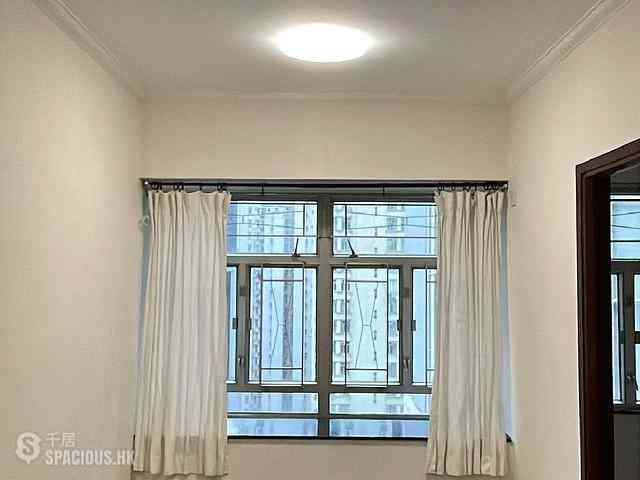 Kennedy Town - Hing Wong Building 01
