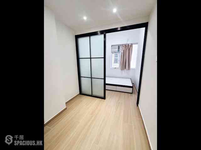 North Point - Majestic Apartments 02