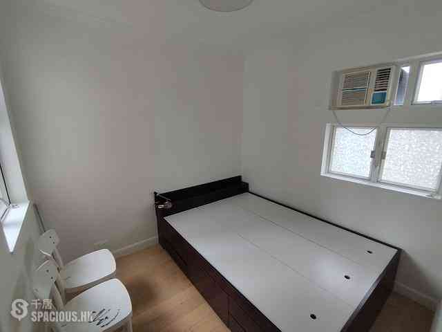 Sai Ying Pun - Good View Court 11
