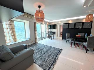 Tung Chung - Caribbean Coast Phase 3 Carmel Cove Lux Living (Tower 12) 03