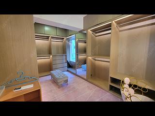 Tai Hang - Carnation Court 05