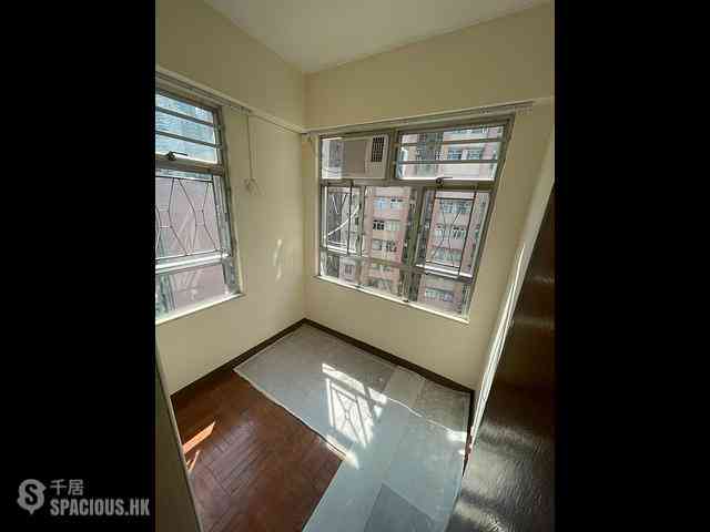 Sheung Wan - Carbo Mansion 01