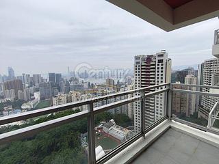 Tai Hang - Aurizon 15
