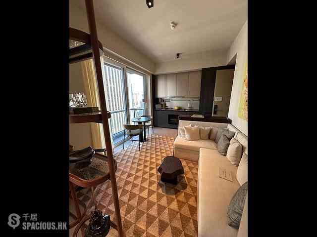 Wan Chai - 33 Kennedy Road 01
