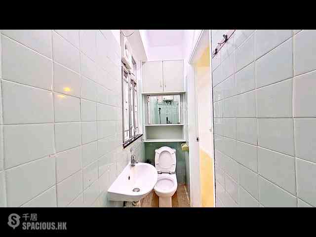 Causeway Bay - Tak Fat Building 09