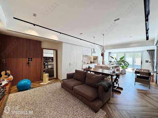 Wong Chuk Hang - Country Villa Block E 04