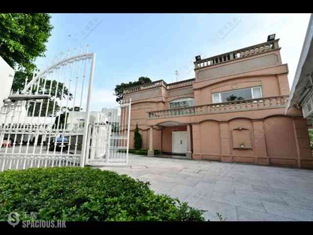 Wong Chuk Hang - Country Villa Block E 12