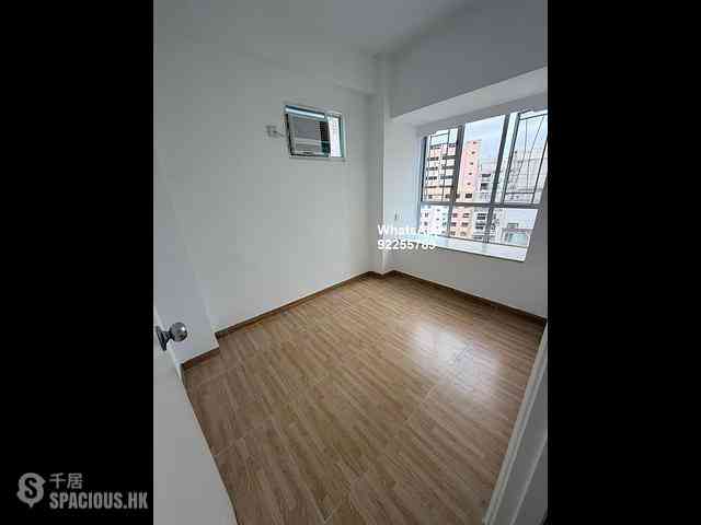 Sheung Wan - Wing Yu Building 02