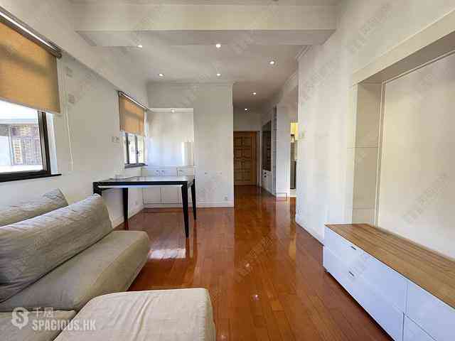 Happy Valley - Paramount Mansion 02