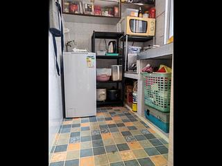 Kennedy Town - New Fortune House Block B 02