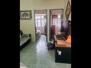 Kennedy Town - New Fortune House Block B 03