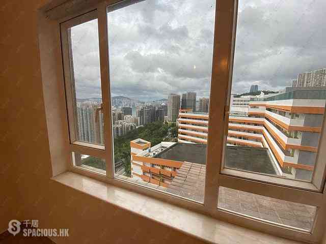Braemar Hill - Summit Court Block D 05