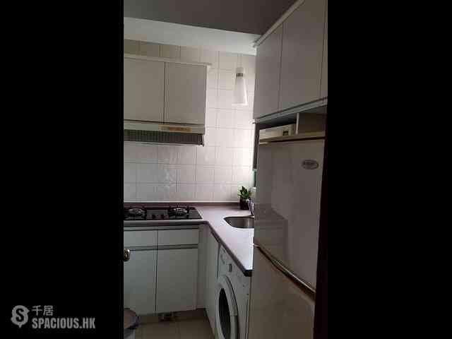 Kennedy Town - Shun Cheong Building 04