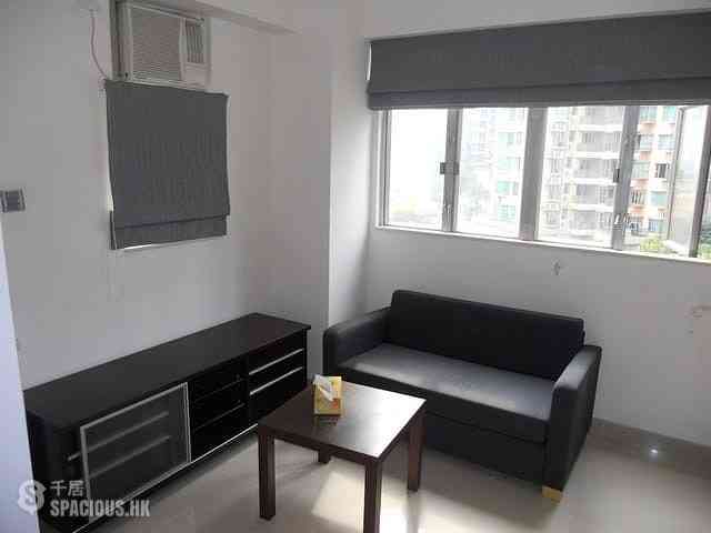 Wan Chai - Fu Yuen 01