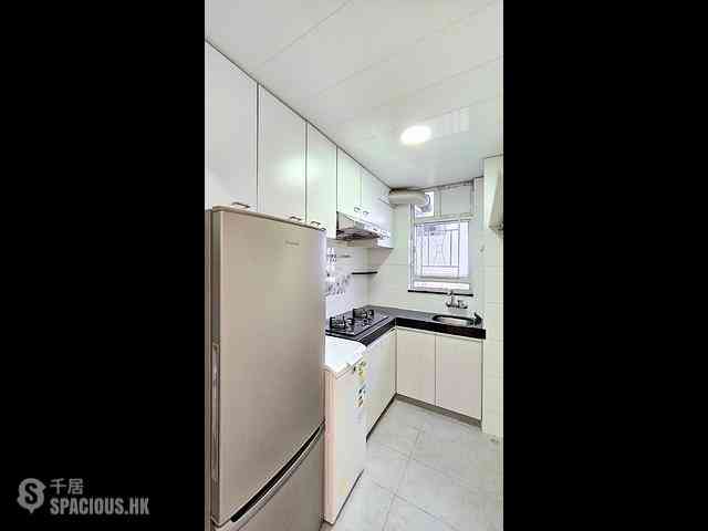 Causeway Bay - Lockhart House 08