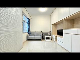 Causeway Bay - Lockhart House 02
