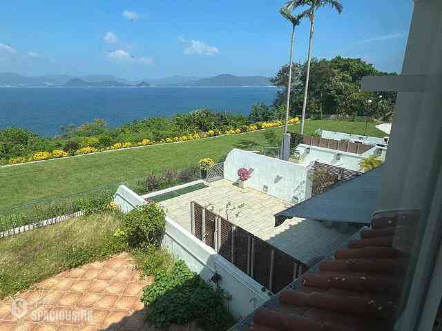 Clear Water Bay - Villa Pergola 04