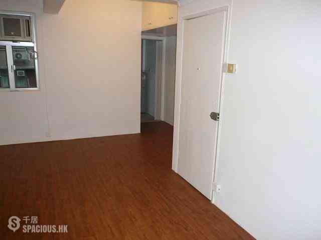 Sai Ying Pun - 99A-99B, High Street 04