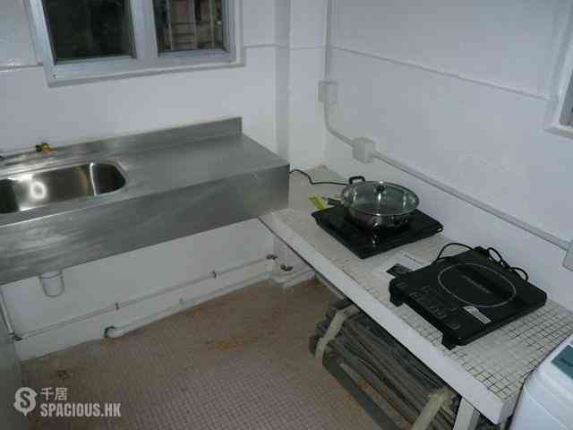 Sai Ying Pun - 99A-99B, High Street 11