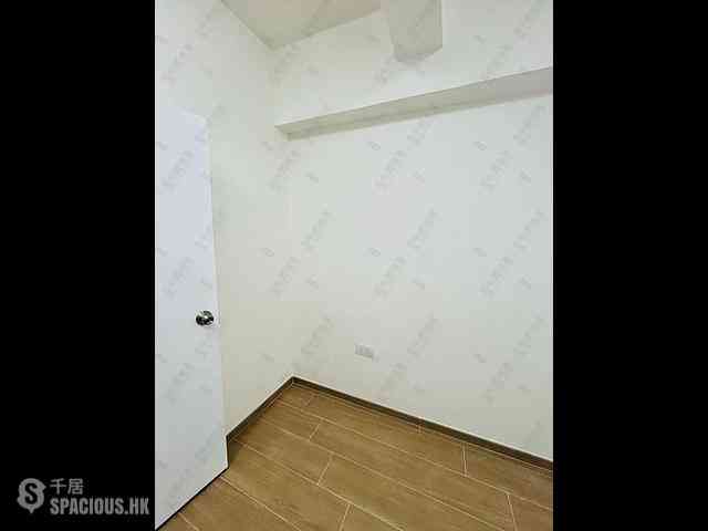 Kennedy Town - 99-101, Belcher's Street 09