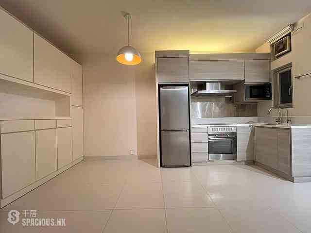 Kennedy Town - Hee Wong Terrace Block 4 03