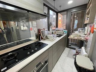 Tung Chung - The Visionary Tower 6 08