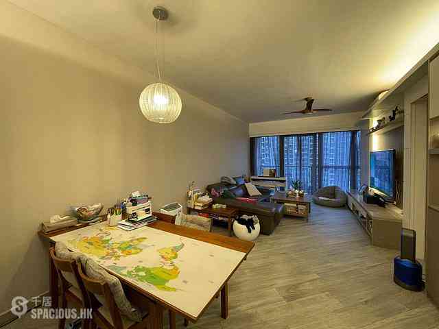Tung Chung - The Visionary Tower 6 01
