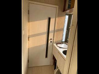 Sheung Wan - Urbana 38 03