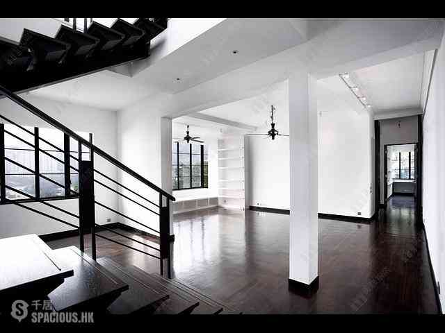 Repulse Bay - Lakeside Apartments 04