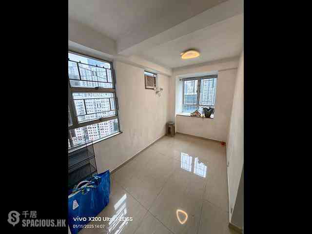 Kennedy Town - Smithfield Terrace Block D 06