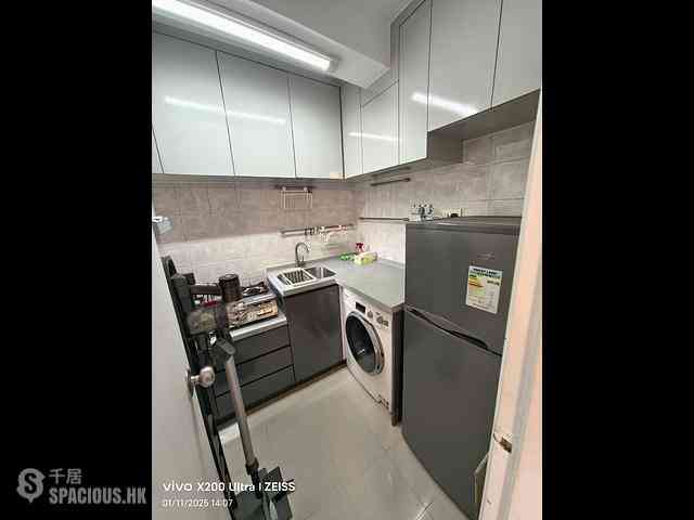 Kennedy Town - Smithfield Terrace Block D 09