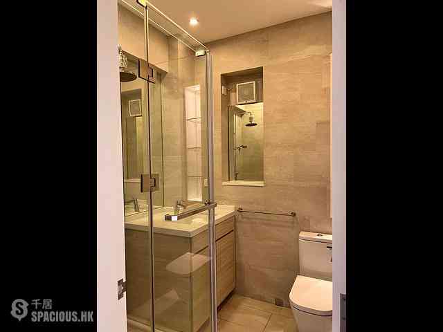 Mid Levels Central - 5G, Bowen Road 11