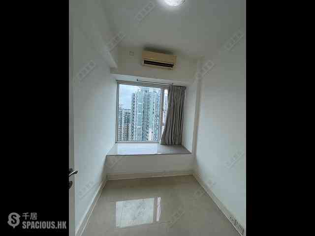 Lohas Park - Lohas Park Phase 1 The Capitol Tower 1 04