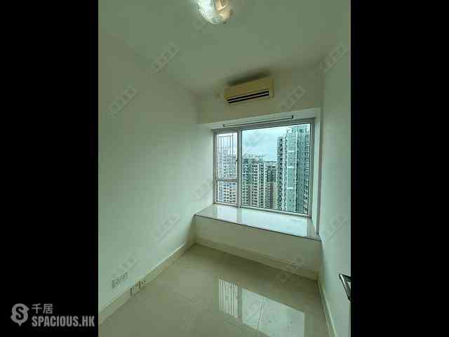 Lohas Park - Lohas Park Phase 1 The Capitol Tower 1 06