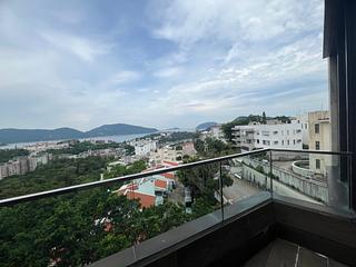 Chung Hom Kok - City Icon Block 1 03