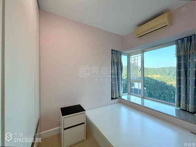 Lohas Park - Lohas Park Phase 1 The Capitol Tower 3 06