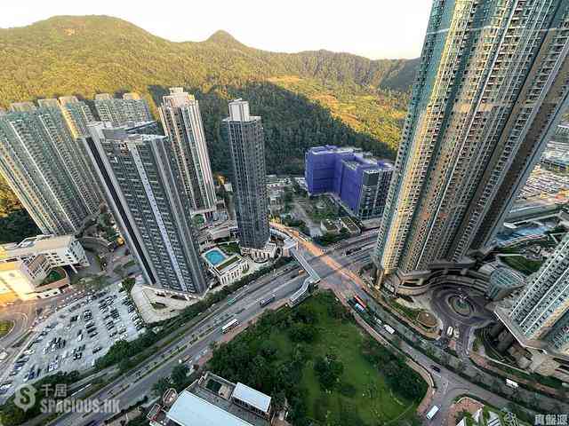 Lohas Park - Lohas Park Phase 1 The Capitol Tower 3 12