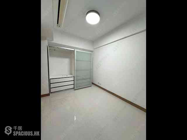 Tsuen Wan - Ocean Pride Phase 3A Ocean Supreme Block 5A 03
